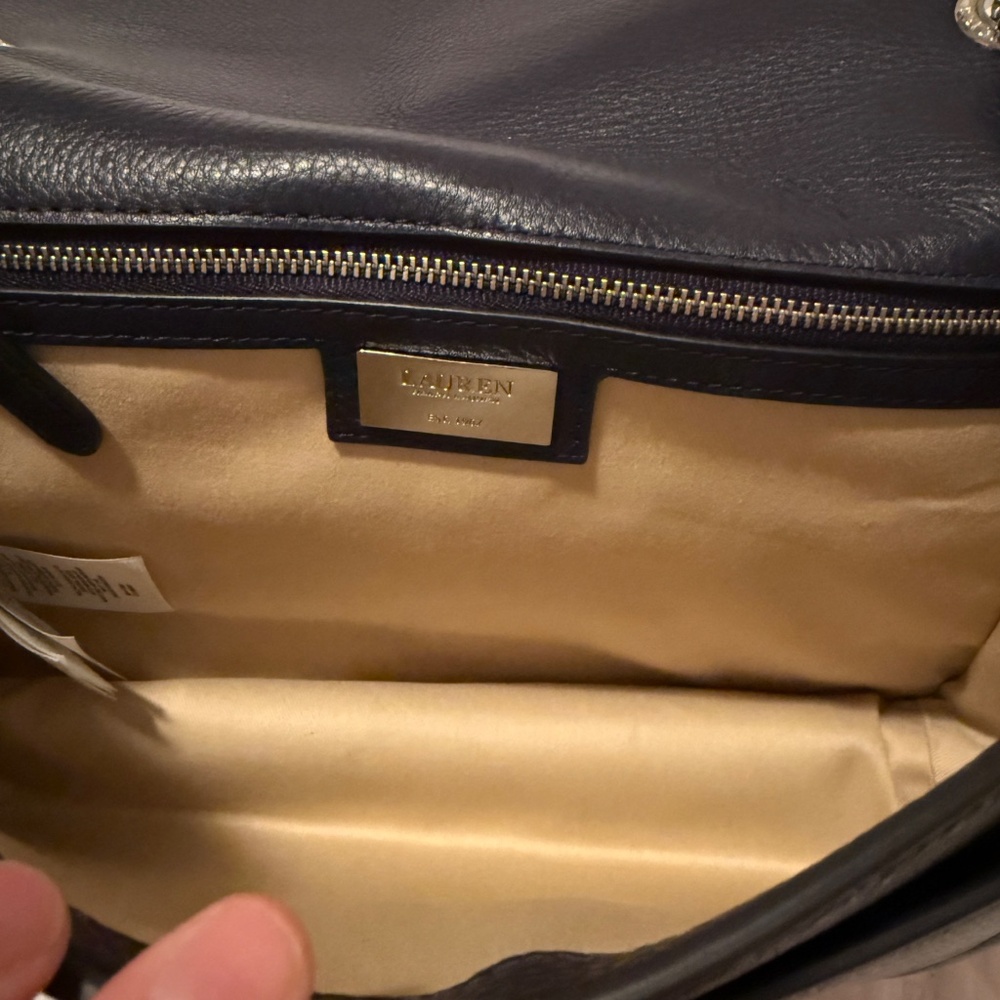 Lauren Ralph Lauren Pebbled Medium Bradley Bag in Navy Blue - Picture 6 of 12